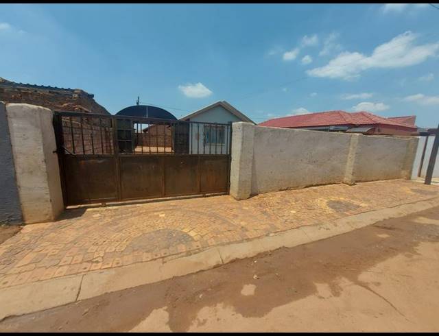 3 BEDROOM PROPERTY TO RENT IN PROTEA GLEN